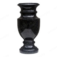 Ваза гранитная V4